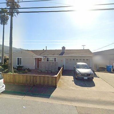 120 Manor Dr, Pacifica, CA 94044