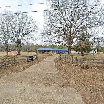 1441 Golding Rd, Columbus, MS 39702