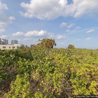 145 Ocean Ave #207, Palm Beach Shores, FL 33404