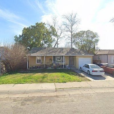 1452 Coolbrith St, Sacramento, CA 95822