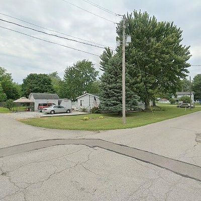 15 Wall St, Ashley, OH 43003