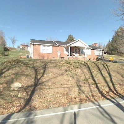 1506 Loop Rd, La Follette, TN 37766