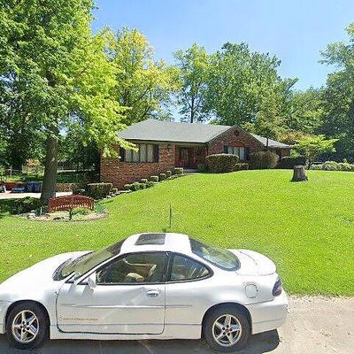 1528 Chesterfield Ave, Anderson, IN 46012