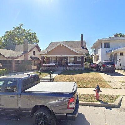 1319 E 28 Th St, Kansas City, MO 64109