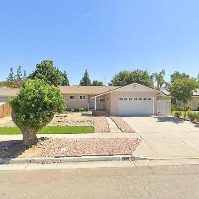 1666 E Paul Ave, Fresno, CA 93710