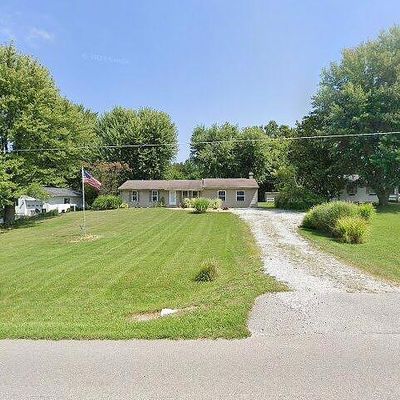 16896 Hogan Hill Rd, Moores Hill, IN 47032