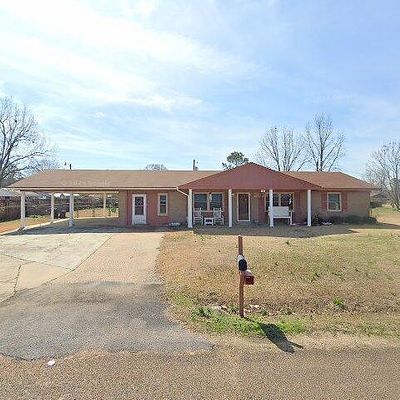 177 Dauphine Dr, Columbus, MS 39702