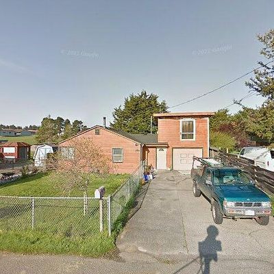 1560 Marsh Rd, Eureka, CA 95501