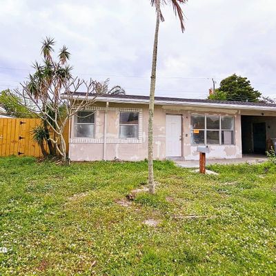 1584 Ne 31 St St, Pompano Beach, FL 33064