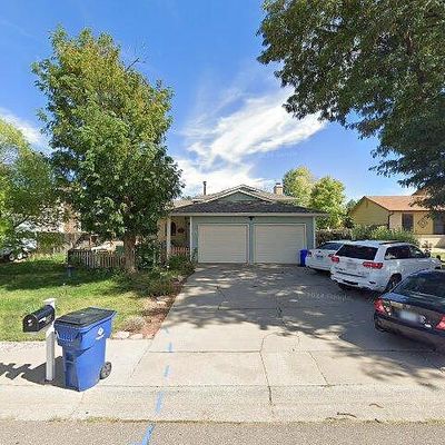 16 Crestaloma Dr, Pueblo, CO 81005