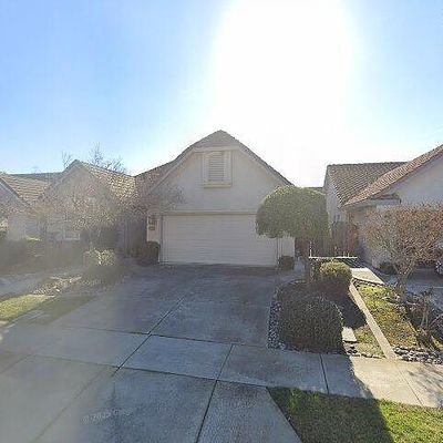 1616 Magic Ln, Lodi, CA 95242