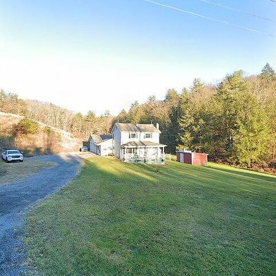 1637 S Breezewood Rd, Breezewood, PA 15533