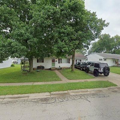 20 Diana Ln W, Fairborn, OH 45324