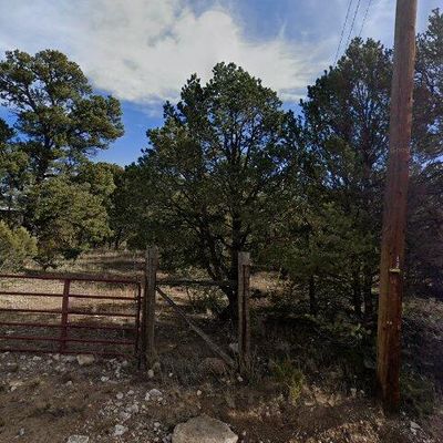 20 Gipson Rd, Edgewood, NM 87015