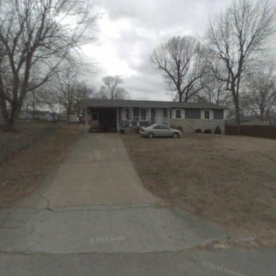 202 Brown St, Harrison, AR 72601