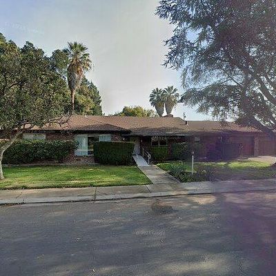 202 Meadow Ln, Modesto, CA 95351