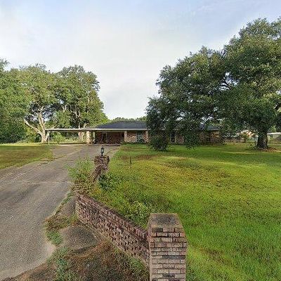 203 Traceside Dr, Natchez, MS 39120