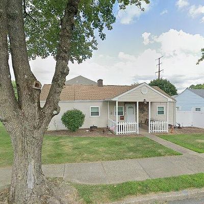 2032 Livingston St, Bethlehem, PA 18017