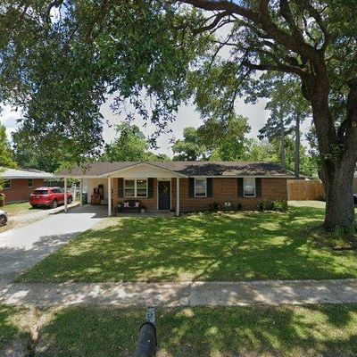 1906 Carolyn Ave, Denham Springs, LA 70726