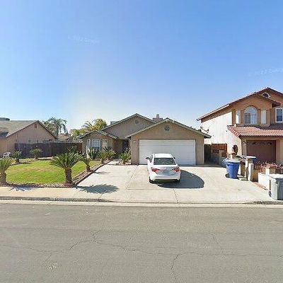 1941 Vassar St, Delano, CA 93215