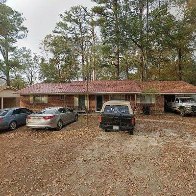 228 Woodland Cir, Houston, MS 38851