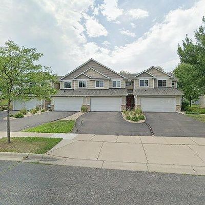 2406 Elianna Dr, Northfield, MN 55057