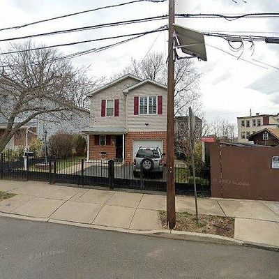 221 Rose St, Newark, NJ 07108