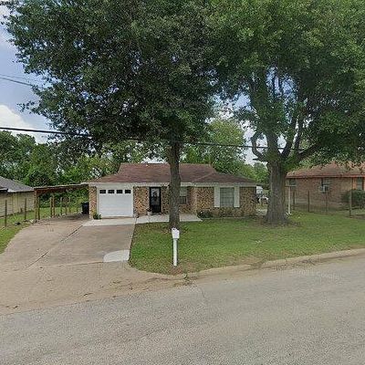 2217 Old Chappell Hill Rd, Brenham, TX 77833