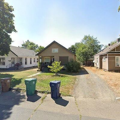 2707 N Cedar St, Spokane, WA 99205