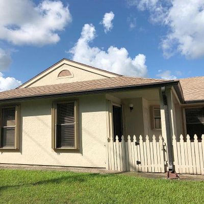 2828 Stoneway Lane, Fort Pierce, FL 34982