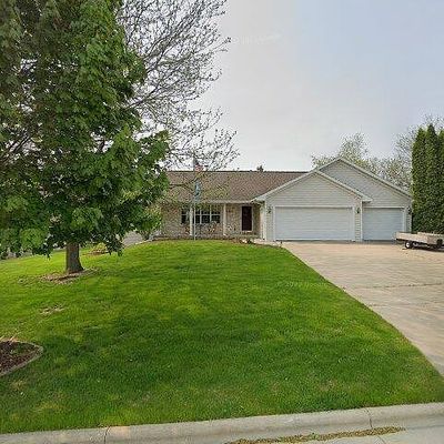 2847 Snowbird Ct, Green Bay, WI 54313