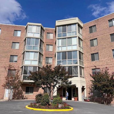 2904 N Leisure World Boulevard, Silver Spring, MD 20906