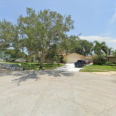 267 Via De La Reina, Merritt Island, FL 32953