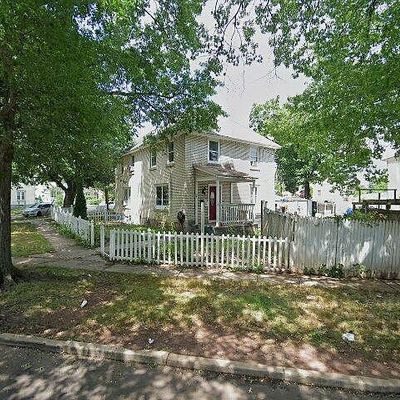 27 Mitchell Ave, New Brunswick, NJ 08901