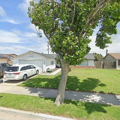 3352 Willowood Dr, Santa Maria, CA 93455