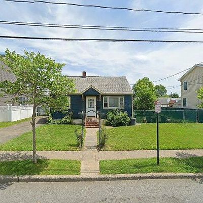 34 Garden St, Lodi, NJ 07644