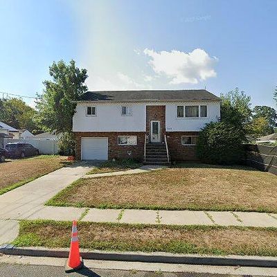 301 Coventry Rd N, West Hempstead, NY 11552