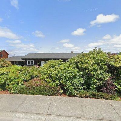 302 Ridge Rd W, Eatonville, WA 98328