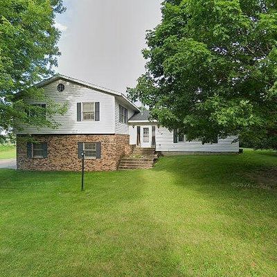 305 S 6 Th Ave E, Truman, MN 56088