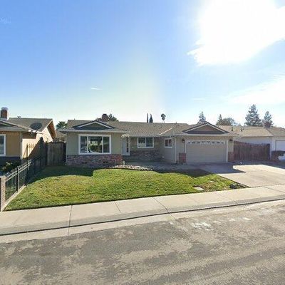 3126 Dartmouth Ct, Stockton, CA 95209