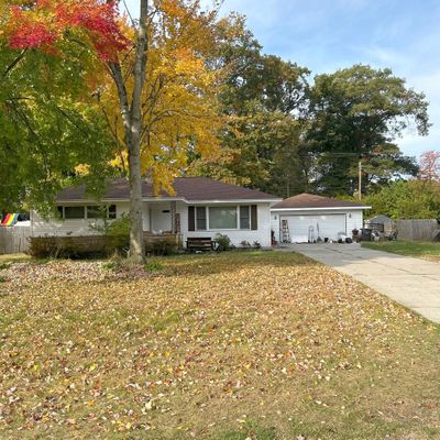 3885 Michael St, Muskegon, MI 49444