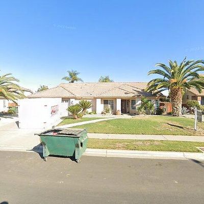 396 Avalon Dr, Lemoore, CA 93245