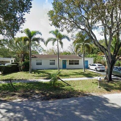 401 S Chillingworth Dr, West Palm Beach, FL 33409