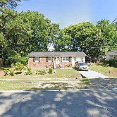 402 W Morisey Blvd, Clinton, NC 28328