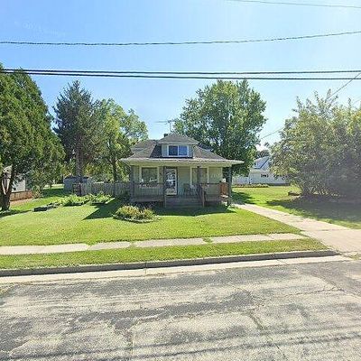 407 Ellison St, Horicon, WI 53032