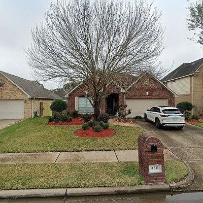 4511 Bandera Run Ct, Pasadena, TX 77505