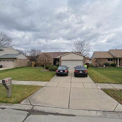 45404 Heatherwoode Ln, Macomb, MI 48044