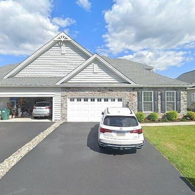 4601 Capital Dr, Center Valley, PA 18034