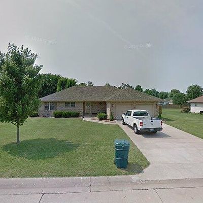 413 Primrose Ln, Monett, MO 65708