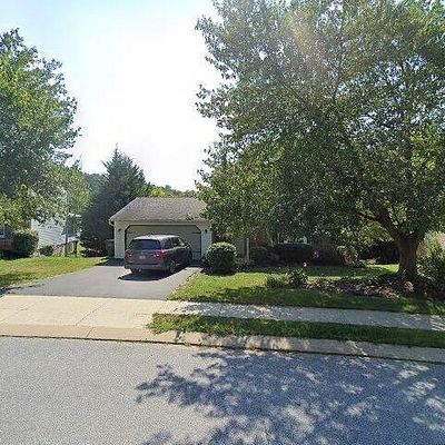 4175 Jasmine Pl, Mount Joy, PA 17552